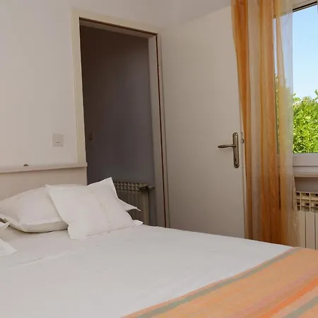 Apartment Apartments Gusic Flat